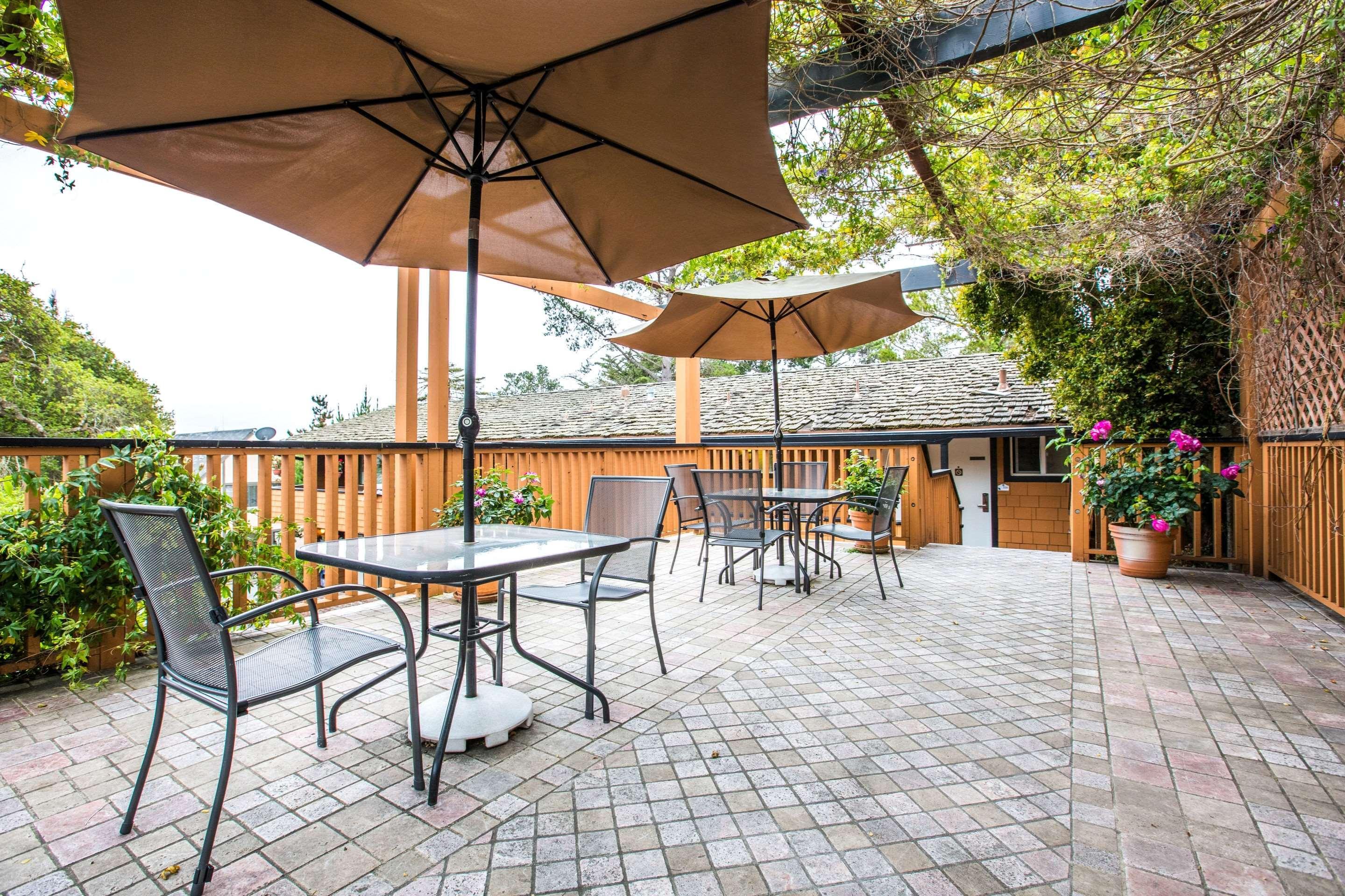 Clarion Collection Carmel Oaks Inn Exterior foto