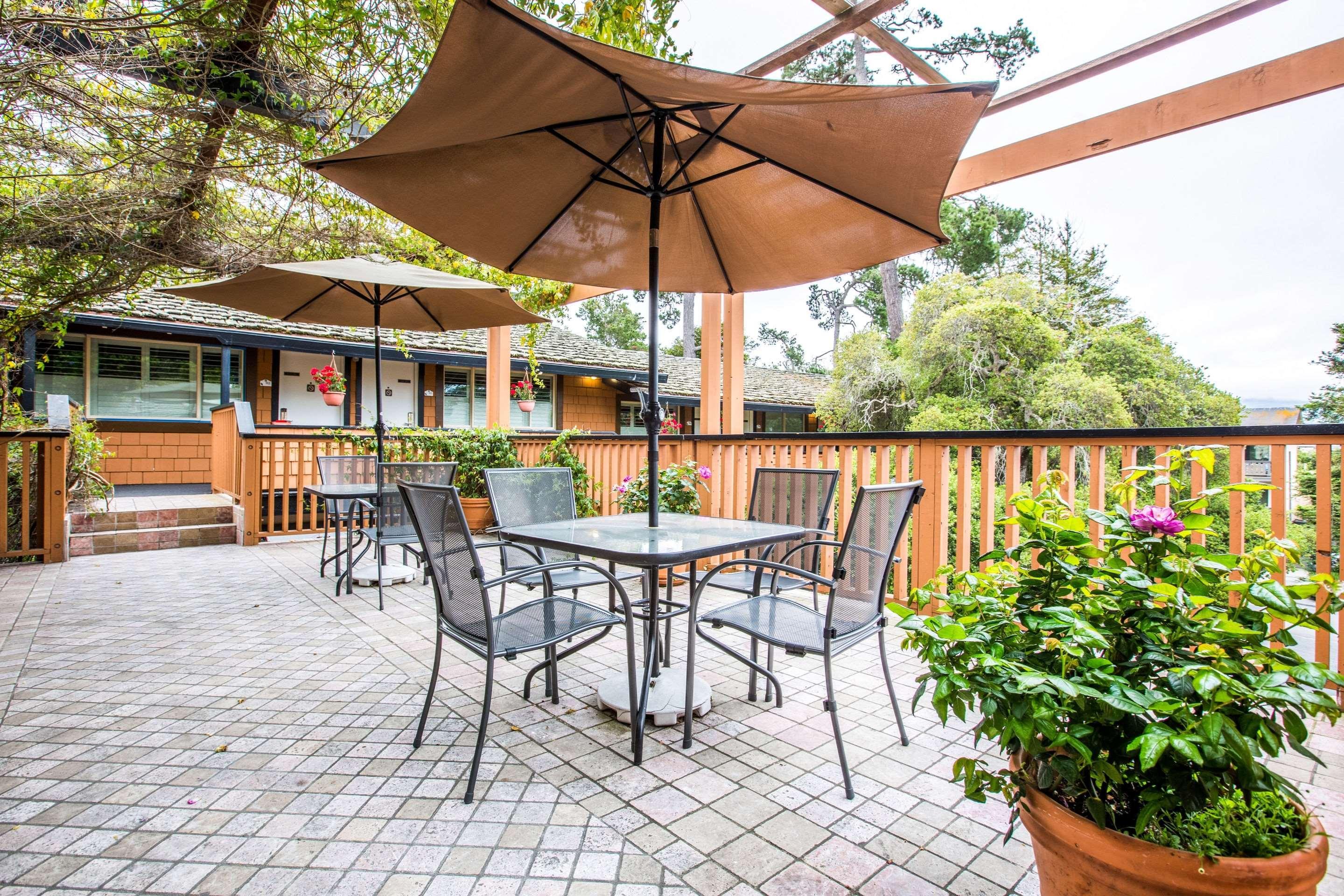 Clarion Collection Carmel Oaks Inn Exterior foto